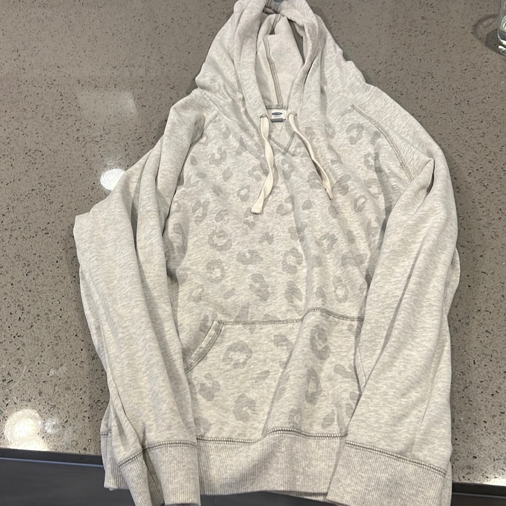 Cheetah print sweatshirt